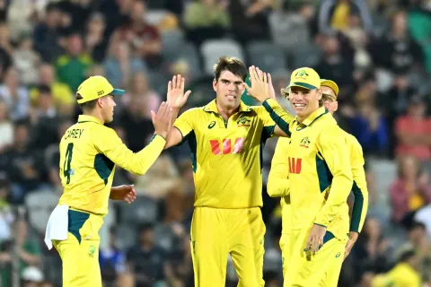 آسٹریلیا  نے آخری ون ڈے میں جنوبی افریقہ کو 276 رنز سے شکست دے دی