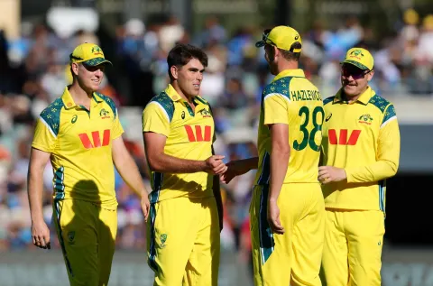 ایڈیلیڈ: دوسرے ون ڈے میں بھارت نے آسٹریلیا کو 265 رنز کا ہدف دیا