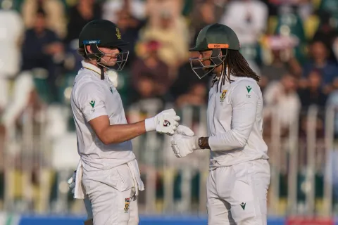 راولپنڈی ٹیسٹ: دوسرے دن کا اختتام، جنوبی افریقہ 4 وکٹوں پر 185 رنز