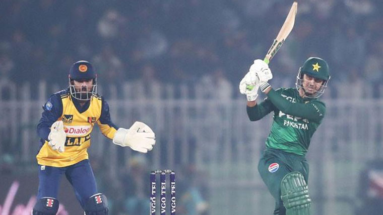 سہ ملکی سیریز: پاکستان اور سری لنکا آج آخری گروپ میچ میں ٹکرائیں گے